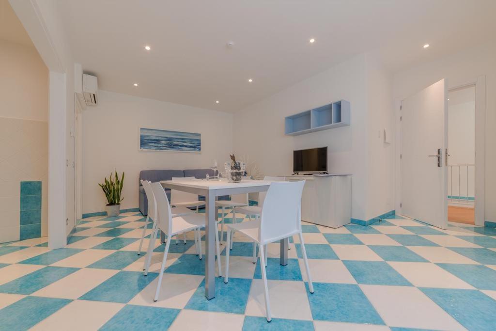 La Conchiglia Apartments дева Марина Экстерьер фото